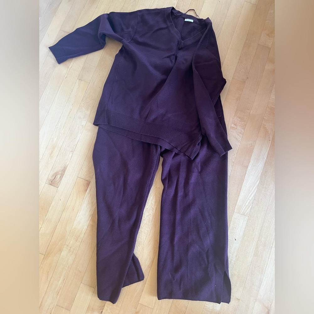 GU set, a sister brand of Uniqlo. Purchased in Tokyo and worn a few times.